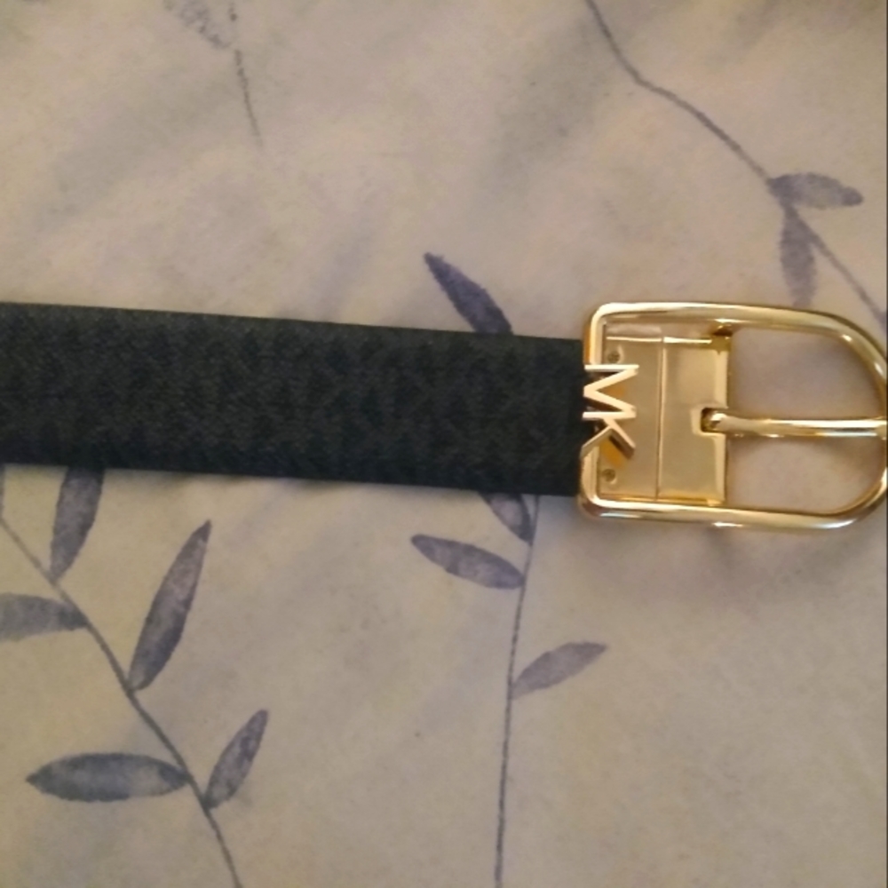 Michael Kors belt